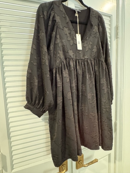 Textured Black Long-Sleeve V-Neck Babydoll Dress - Picture 5 of 7